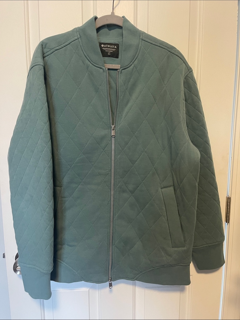 Athleta TALL Retroplush Quilted Bomber